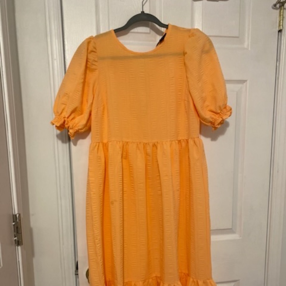 Dress - Picture 5 of 8